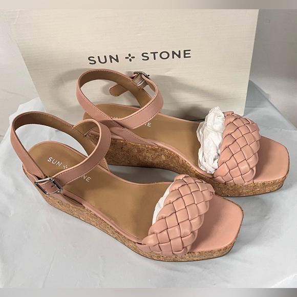 💥3/$30💥NIB - Sun + Stone Allvina Faux Leather Wedge Sandal in Blush - Size 9.5 - Picture 4 of 12